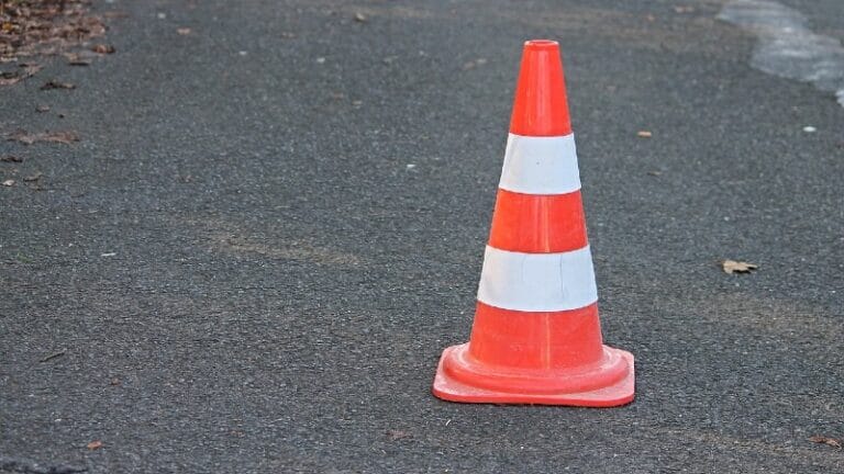 Privremeno obustavljanje saobraćaja preko nadvožnjaka