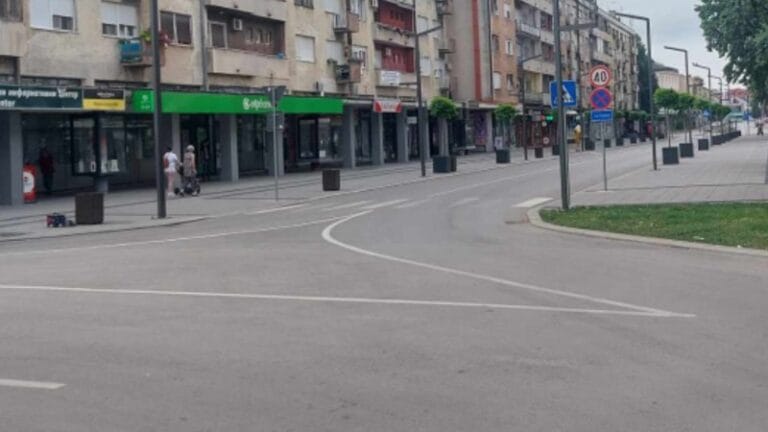 Obustavljen saobraćaj u centru grada