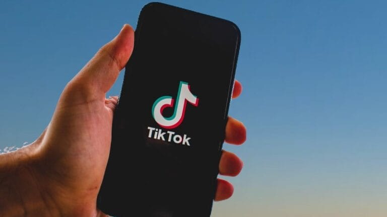TikTok izazovi sve opasniji za decu