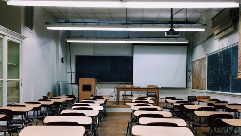 Maturanti još dve srednje škole u Smederevu blokiraju nastavu