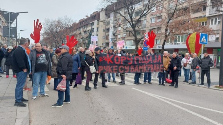 Građani u Tabačkoj čaršiji još jednom zastali na 15 minuta
