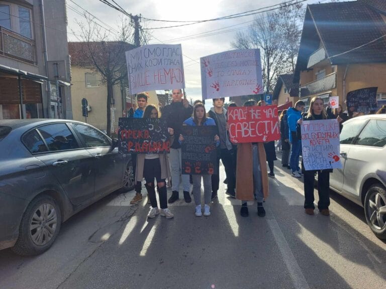 Pritisci i pretnje zbog blokada gimnazijalaca u Požarevcu?