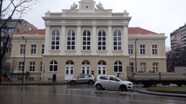 Maturanti Gimnazije Smederevo stupaju u potpunu blokadu