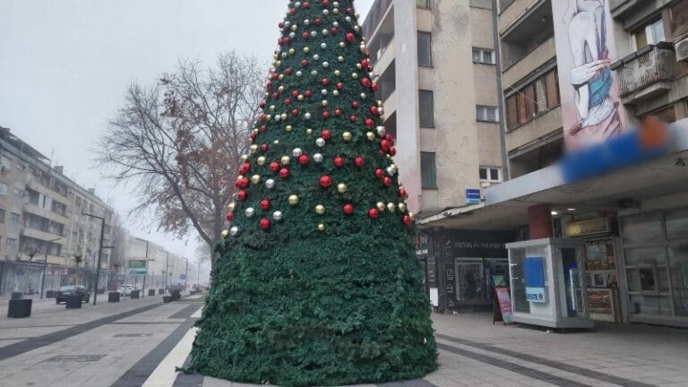 Gde su ukrasi sa jelke u Tabačkoj čaršiji?