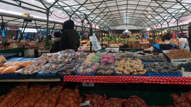 Raznovrsna ponuda za Badnji dan na pijaci „Krug“