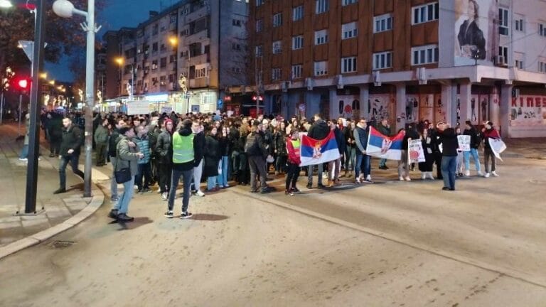 Protest podrške studentima i prosvetarima u nedelju