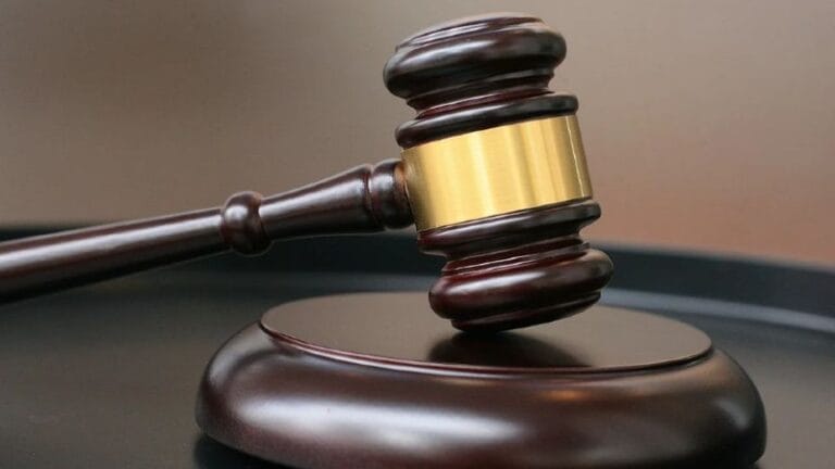 Viši sud naložio advokatima da uspostave minimum procesa rada