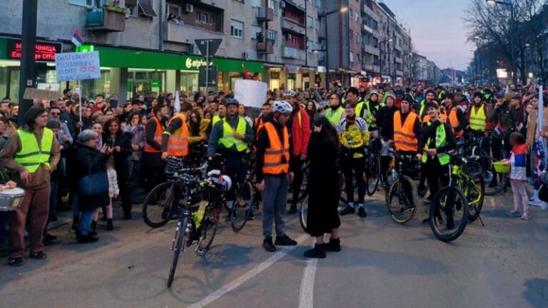 Studenti otišli iz Požarevca, sledi doček u Žabarima
