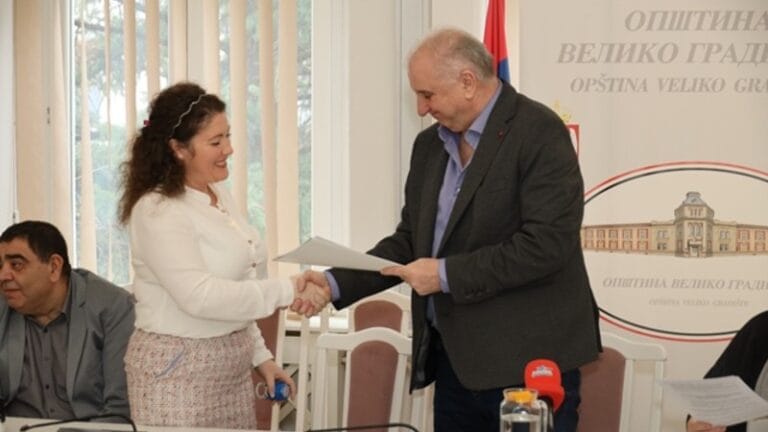 Potpisani ugovori sa udruženjima građana i crkvenom opštinom