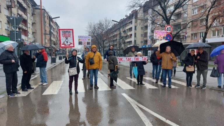 I ovog petka blokiran saobraćaj na 15 minuta
