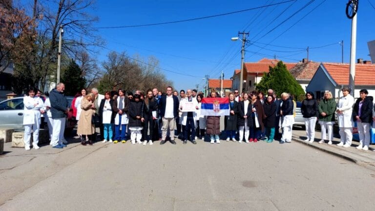 Dr Mirković: Ako ni pacijente teško povređene ne štedimo, onda ne znam šta je sledeće (VIDEO)