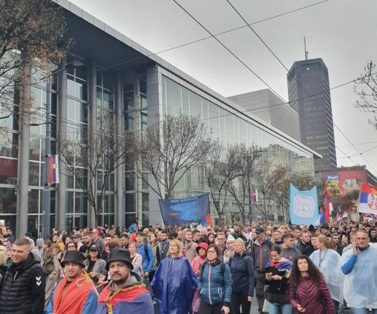 Ministarstvo odbrane takođe negira upotrebu zvučnog topa