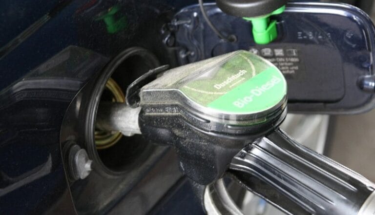 Jeftiniji benzin i dizel 