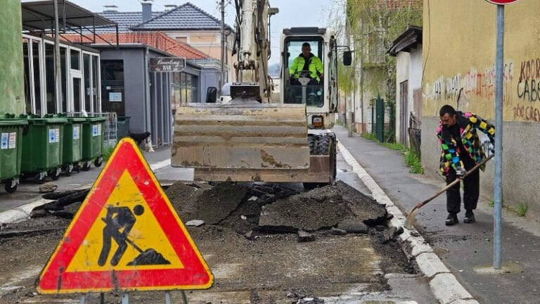 Počeli radovi na rekonstrukciji ulice u Petrovcu na Mlavi