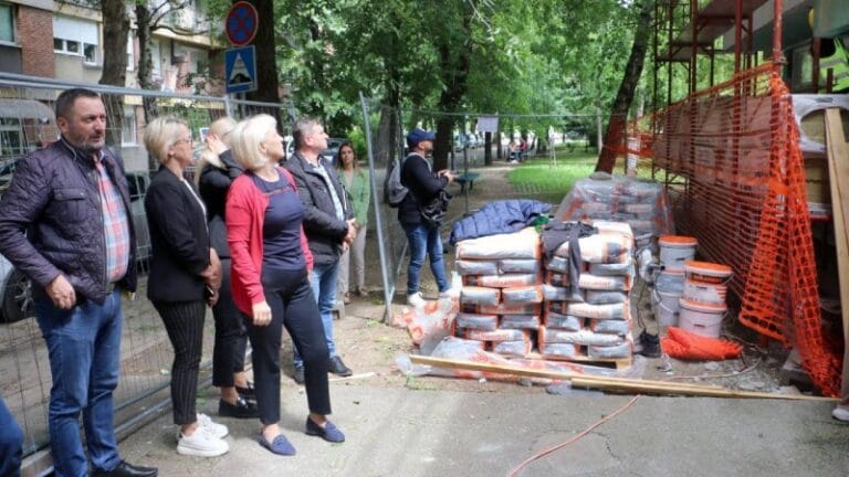 Obilazak radova na energetskoj sanaciji objekta vrtića „Hajdi“ u Smederevu