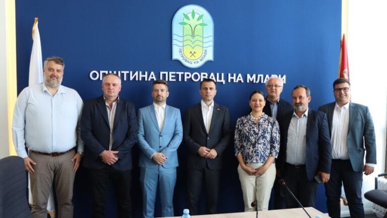 Sastanak na temu povratka ljudi iz inostranstva