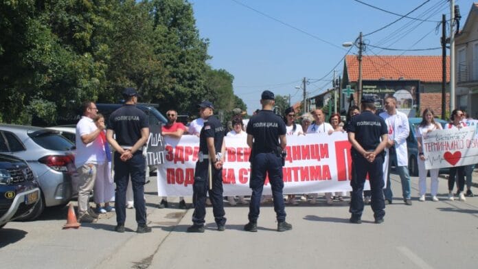 Protest - bolnica 20. jun