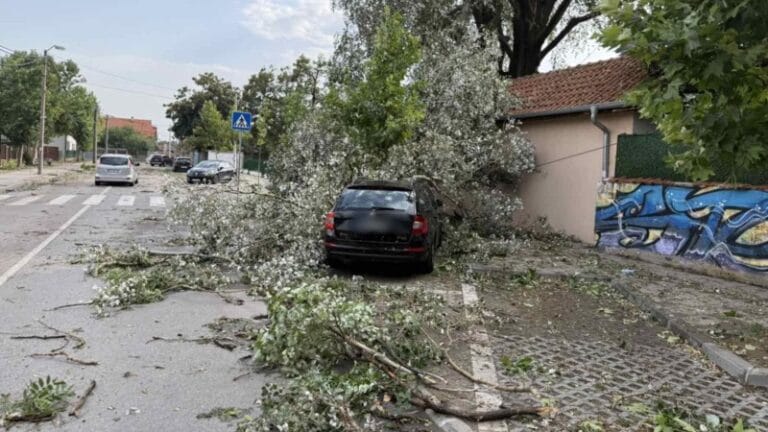 POSLEDICE OLUJE: Zatvoren Sportski centar Požarevac