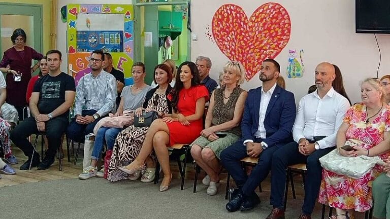 Predsednik skupštine posetio Ustanovu „Sunce“