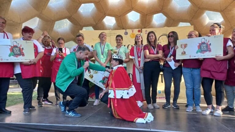 Ekipa iz Laznice pripremila najbolji ajvar