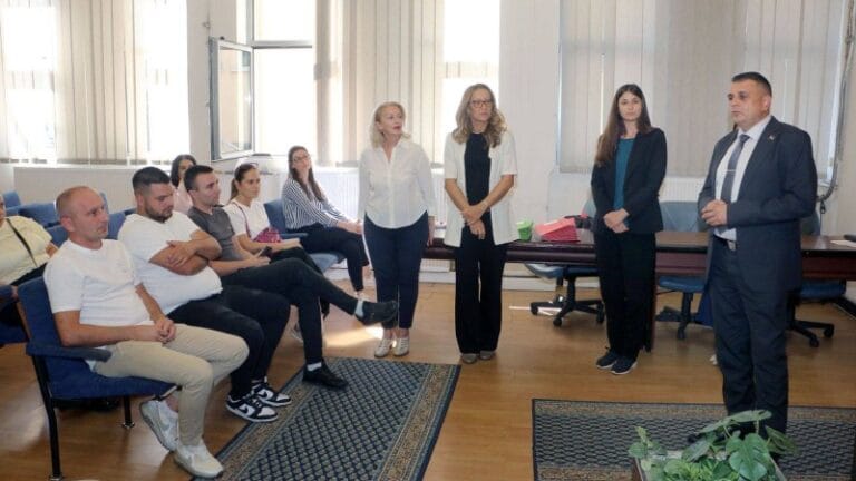 U Smederevu uručeni ugovori za zapošljavanje