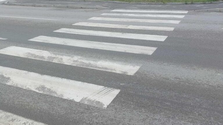 Pojačane kontrole saobraćaja u zonama pešačkih prelaza