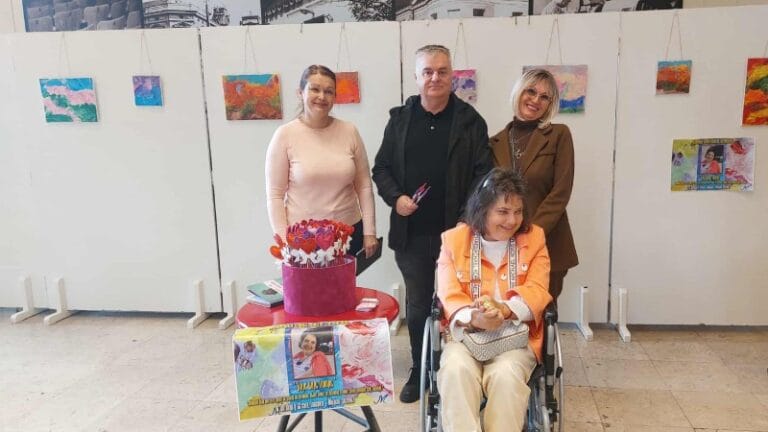 „Boje koje govore“ – izložba povodom Svetskog dana cerebralne paralize