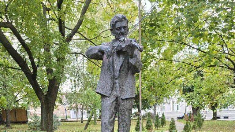 Na današnji dan rođen Vlastimir Pavlović Carevac