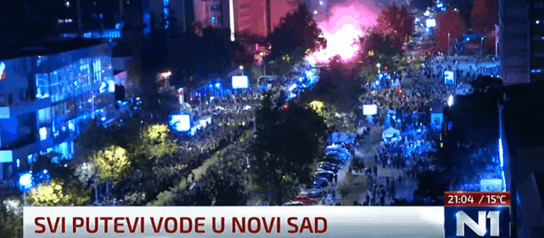 Studenti iz Novog Pazara stigli posle 16 dana – doček u Novom Sadu