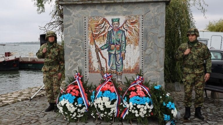 Polaganjem venaca odana počast junacima 9. pešadijskog puka u Ramu