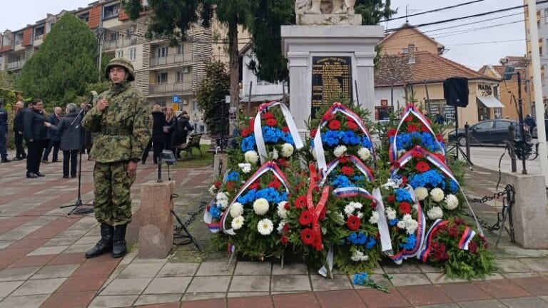 Polaganjem venaca obeležen Dan primirja u Požarevcu
