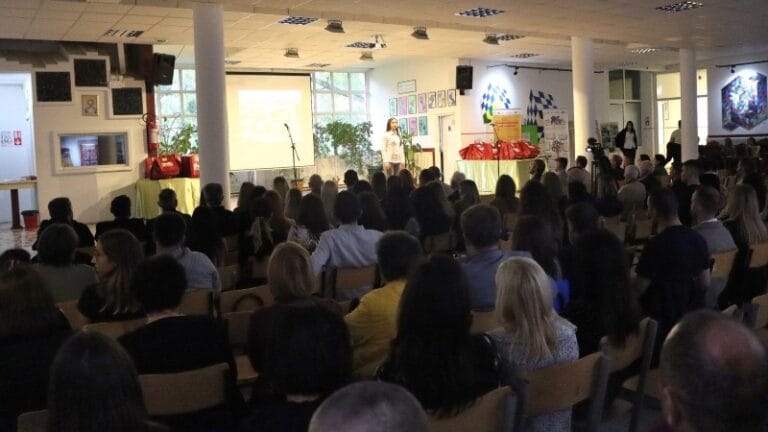 Srednja škola „Mladost“ obeležila 105 godina postojanja