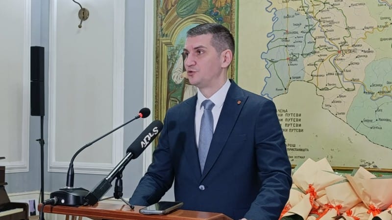 Sasa Pavlovic prosvetni radnici