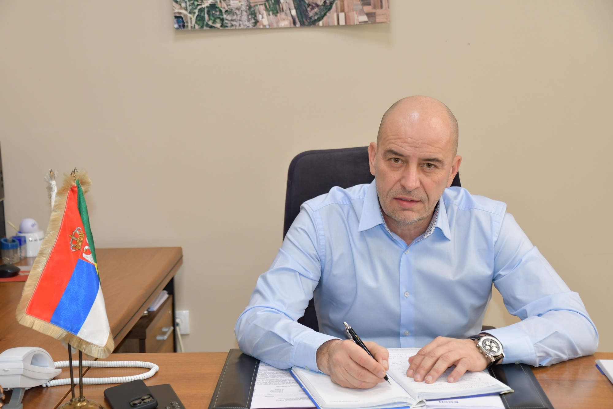 Drmno nize rekorde 01 Momcilo Milic