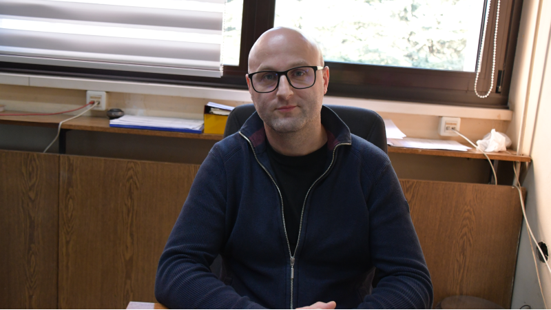 Iz Sektora pomoćne mehanizacije PK „Drmno“ - uvek na visini zadatka 1 Милош Рајковић ПОМОЋНА МЕХ