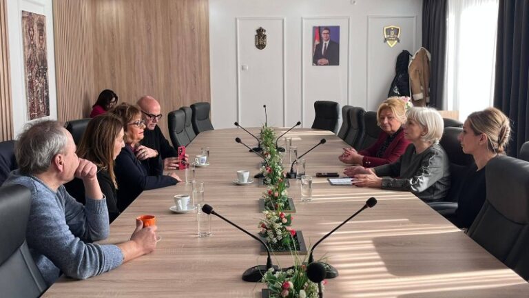 Razgovor o kulturi sećanja i Holokaustu u Smederevu