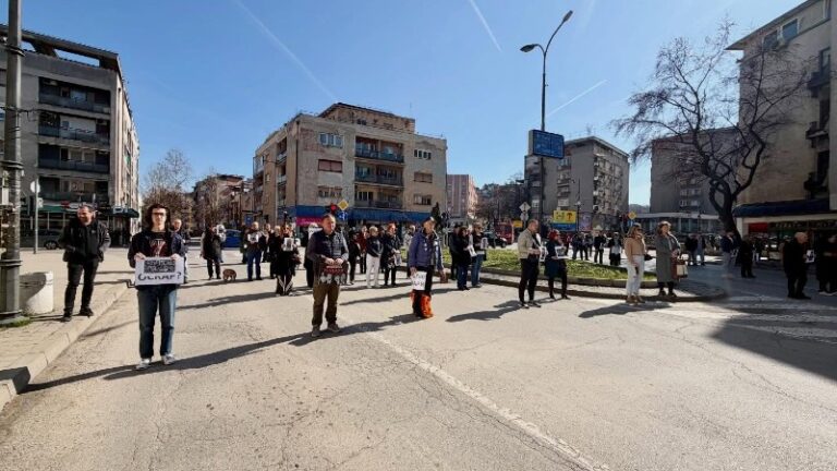 U Smederevu – 69 nedelja svakodnevno po 16 minuta tišine