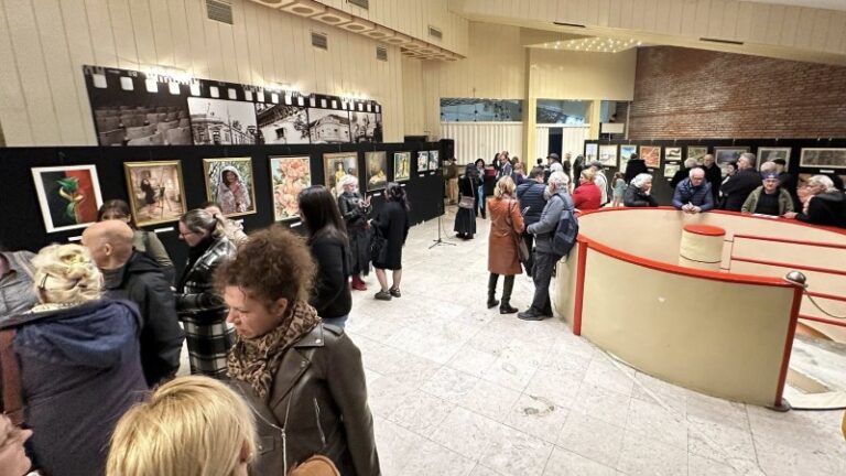 Osmomartovska izložba u Centru za kulturu do sredine marta