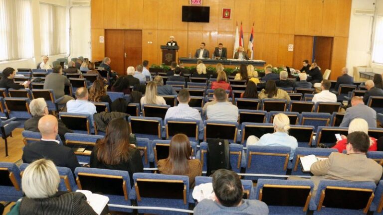Lokalni parlament zasedao u Smederevu