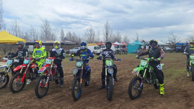 Uspešan start sezone „Vatrenih“ krosista