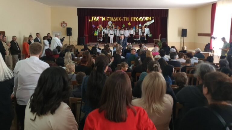 Škola u Srednjevu obeležila 65 godina postojanja