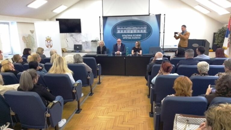 Karavan zdravlja u Kučevu: Preventivni pregledi i tribina