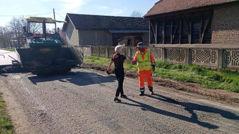 Počeli su radovi na asfaltiranju ulica u Osipaonici