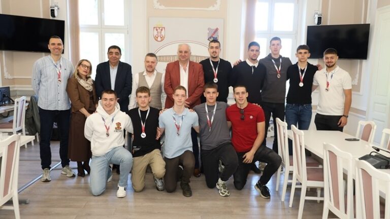 Veliko Gradište: Prijem za vicešampione republičkog takmičenja
