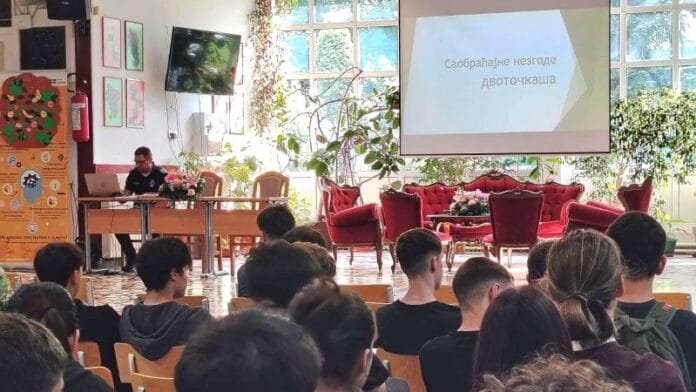 Predavanje o bezbednosti u saobraćaju PT