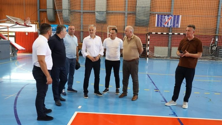 Ministar sporta posetio opštinu Veliko Gradište