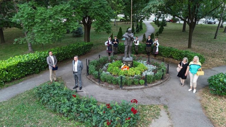 Počeo festival posvećen Vlastimiru Pavloviću Carevcu