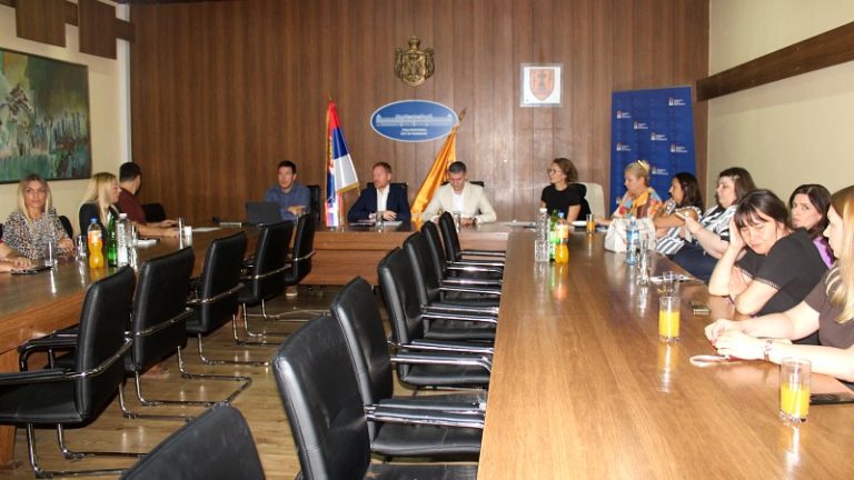 POŽAREVAC: Predstavljeni rezultati istraživanja o percepciji muškaraca o rodnoj ravnopravnosti