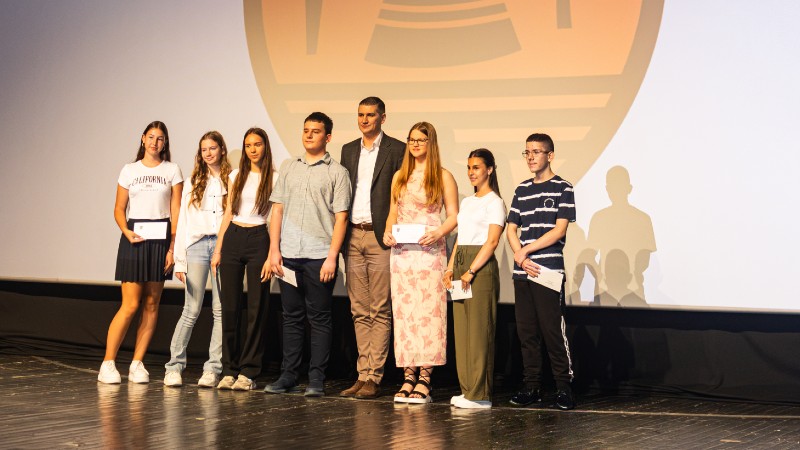 osnovna skola djaci generacije