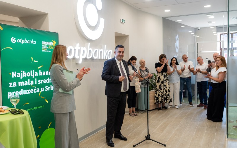 OTP banka otvorila renoviranu ekspozituru u Požarevcu – Savremeno bankarstvo u novom ambijentu 1 otp banka 1